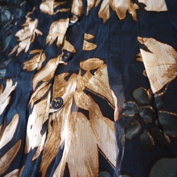 Coldwater Creek floral pleated blouse with sheer roll tab sleeve - Picture 9 of 14